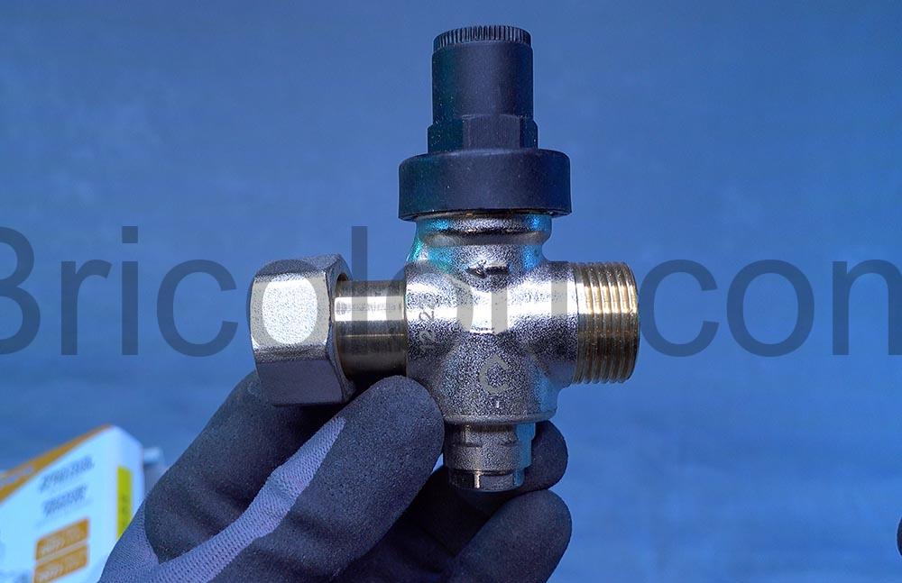 Comment installer un regulateur de pression sur un cumulus somatherm Comment installer un régulateur de pression sur un cumulus somatherm