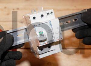 Legrand Kit de raccordement direct disjoncteur interrupteur differentiel rail Din Legrand Kit de raccordement direct disjoncteur interrupteur différentiel rail Din