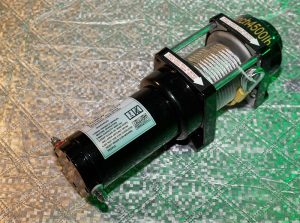 STANEW Treuil électrique 12 V, 2 tonnes télécommandé 45001b