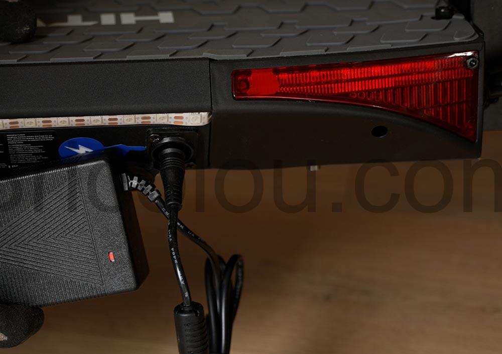 Hitway Trottinette H9 800W electrique charge Hitway Trottinette H9 800W électrique charge