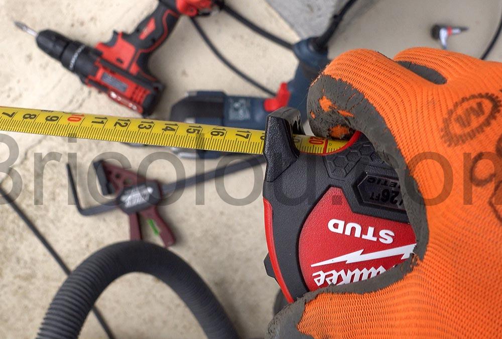 Milwaukee 8 metres ruban stud frein Milwaukee 8 metres ruban stud frein