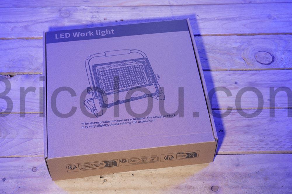 OUSIDE Projecteur LED Chantier Puissant 150W IP66 6500K emballage OUSIDE Projecteur LED Chantier Puissant 150W IP66 6500K emballage