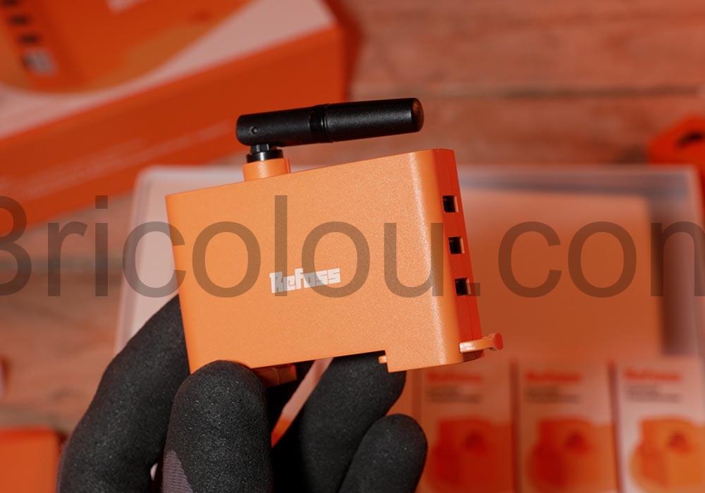 Refoss EM06 Compteur Energie Electrique Connecte Wi Fi 3 Phases 6 Canaux de Mesure logo Refoss EM06 Compteur Énergie Électrique Connecté Wi-Fi 3 Phases 6 Canaux de Mesure logo