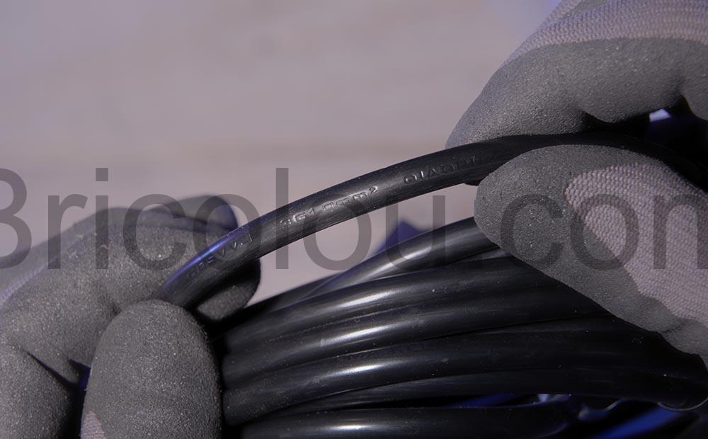 PremiumCord kpsp5 Cable dalimentation AA8230 cordon 5 m C13 prise IEC320 3G1 PremiumCord kpsp5 Câble d'alimentation AA8230 cordon 5 m C13 prise IEC320 3G1