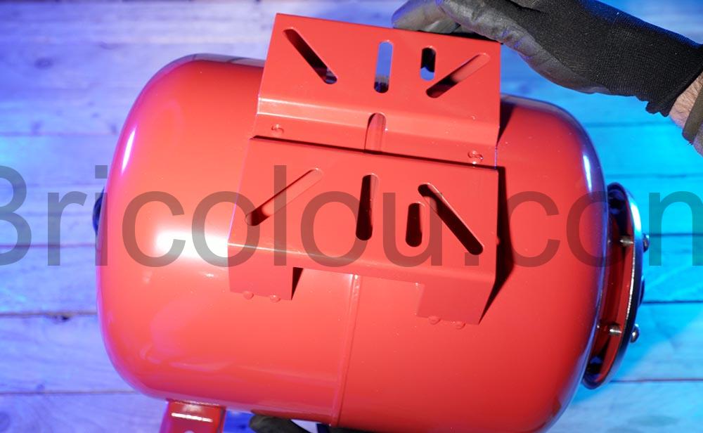 WilTec 24 Litres vase ballon dexpansion pour pompe dessus WilTec 24 Litres vase ballon d'expansion pour pompe dessus