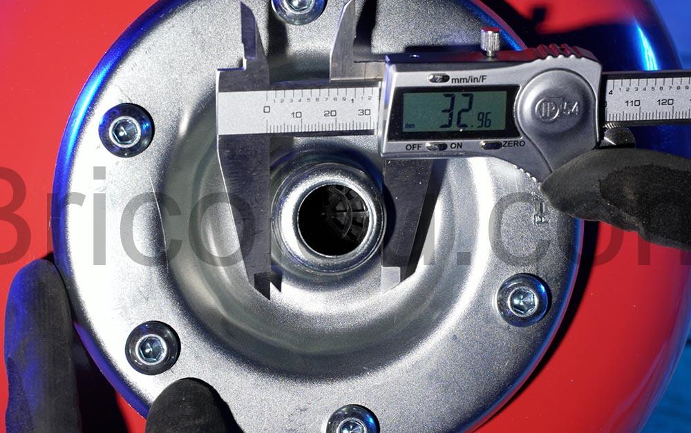 WilTec 24 Litres vase ballon dexpansion un pouce WilTec 24 Litres vase ballon d'expansion un pouce