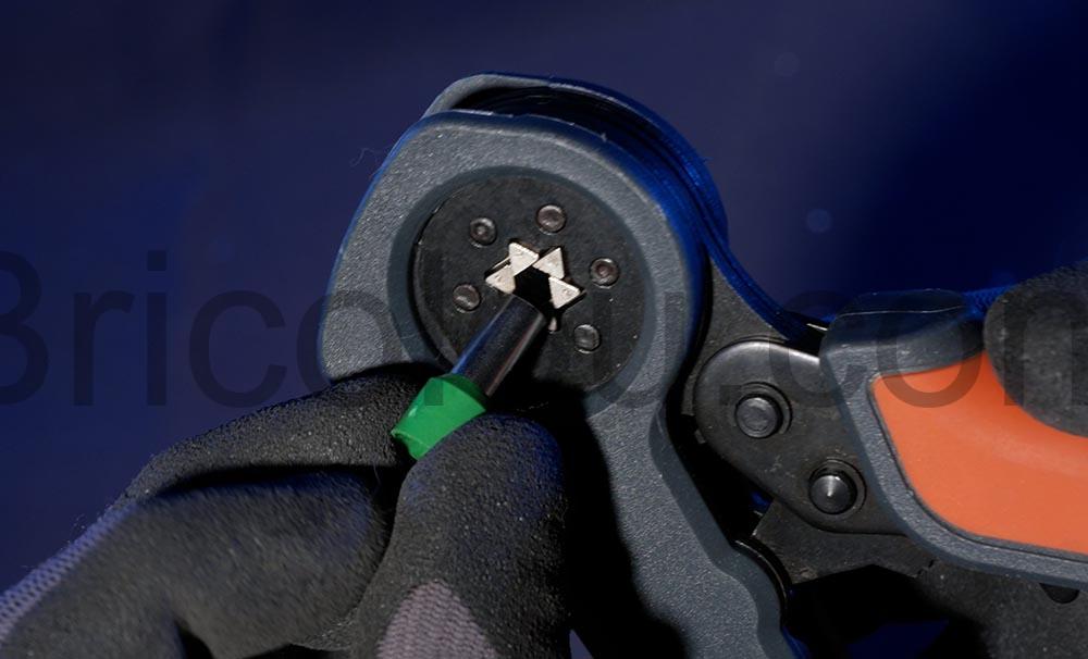 Debflex cosses a sertir electrique Embout pre isole 16mm ² Vert pince Debflex cosses à sertir électrique Embout pré isolé 16mm ² Vert pince