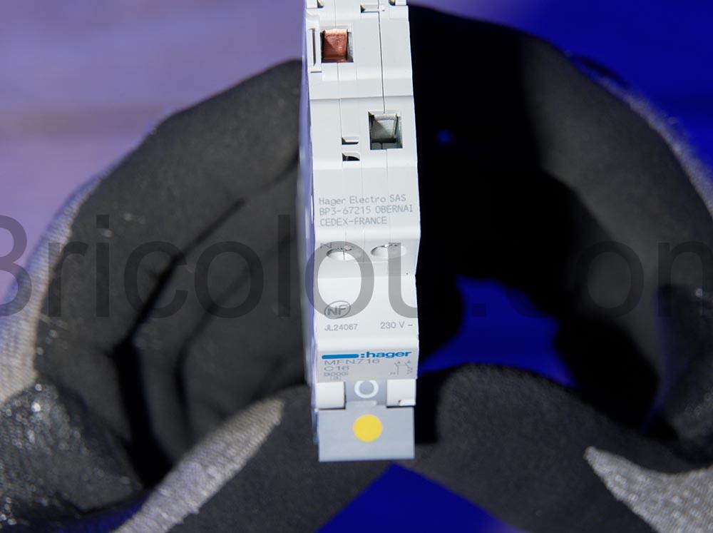 Hager Disjoncteur 16a 3ka courbe c MFN716 NF Hager Disjoncteur 16a 3ka courbe c MFN716 NF