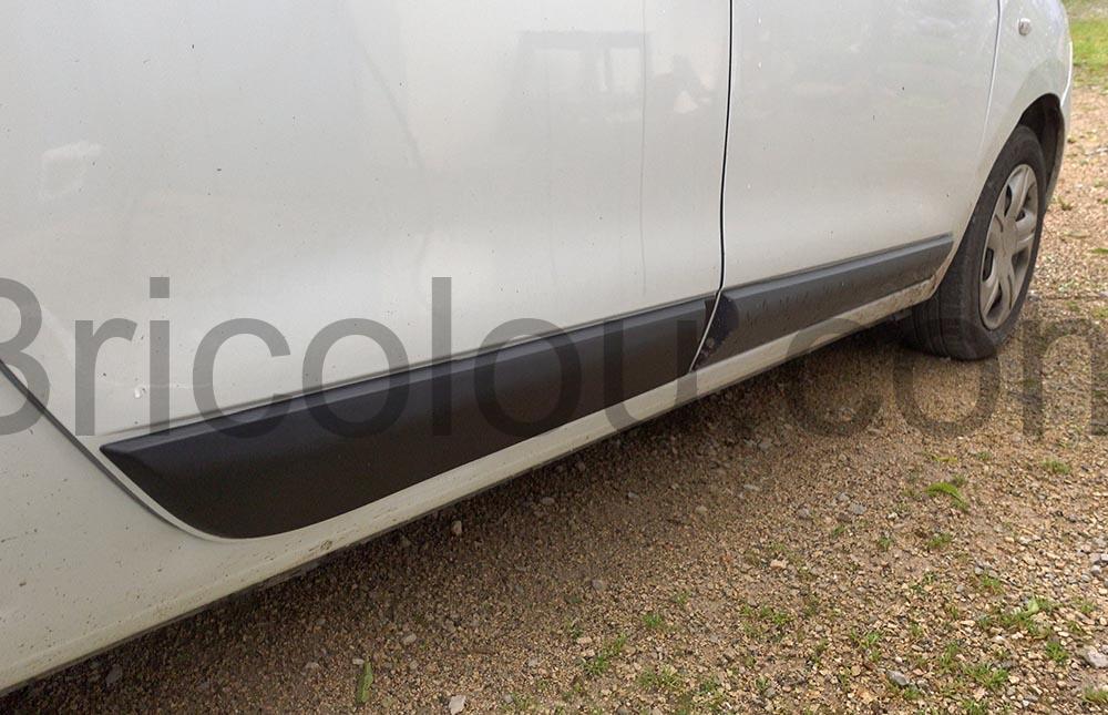 Lodgy Dacia Renault Panneau protection bas de caisse arriere droit 828762880R 828764017R plastique couleur Lodgy Dacia Renault Panneau protection bas de caisse arrière droit 828762880R 828764017R plastique couleur