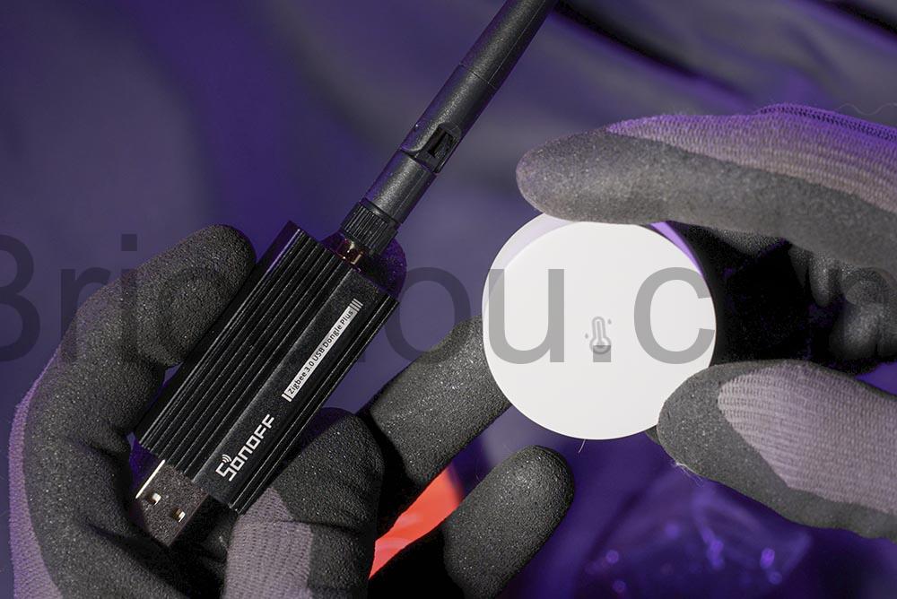 Sonoff SNZB 02P ZigBee Capteur Temperature humidite hub Sonoff SNZB-02P ZigBee Capteur Température humidité hub