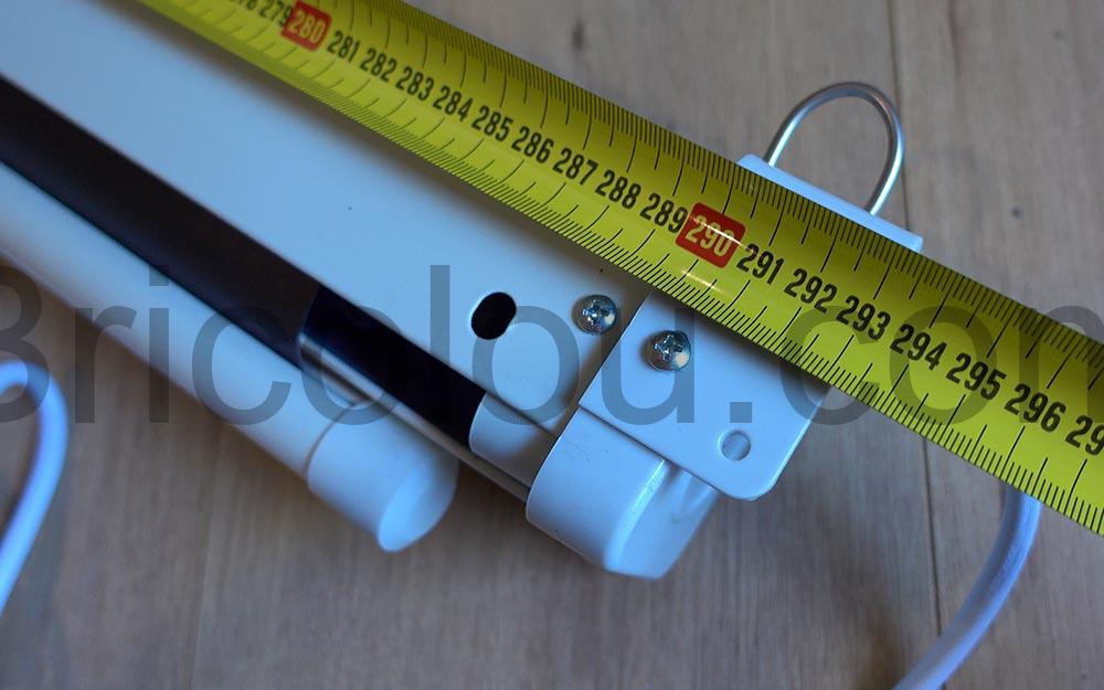 LuxScreen Ecran de Projection motorise 120 pouces double telecommandes silencieux hors tout LuxScreen Écran de Projection motorisé 120 pouces double télecommandes silencieux hors tout