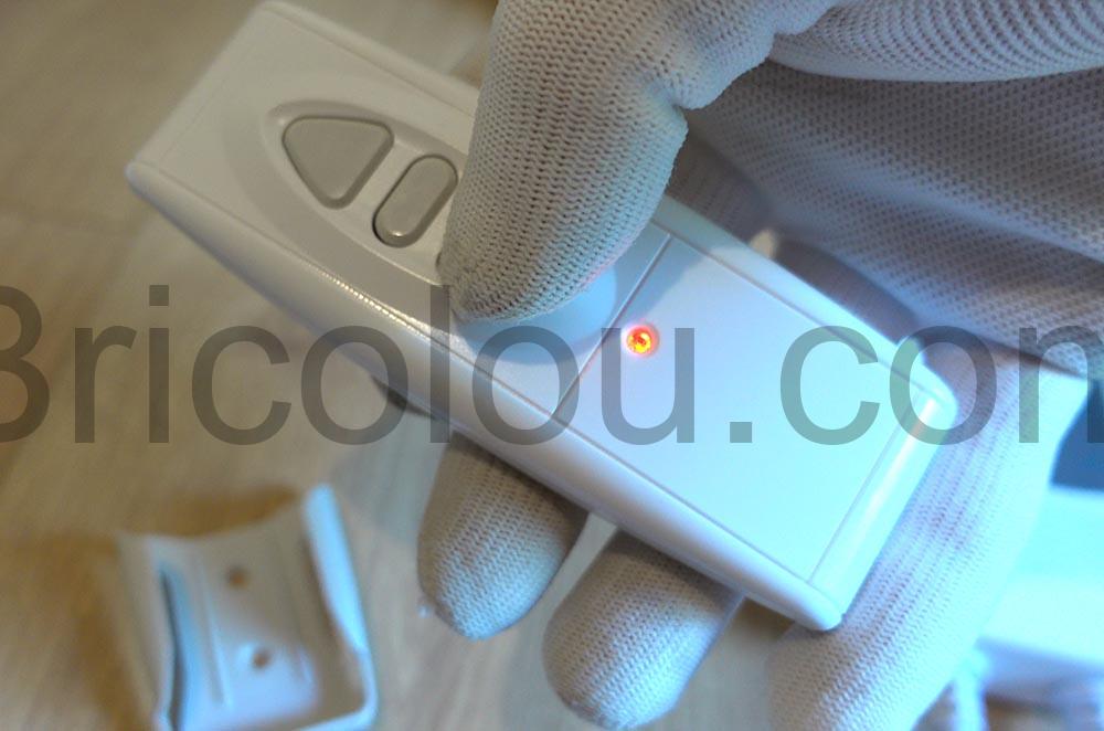 LuxScreen Ecran de Projection motorise 120 pouces double telecommandes silencieux led telecommande LuxScreen Écran de Projection motorisé 120 pouces double télecommandes silencieux led telecommande