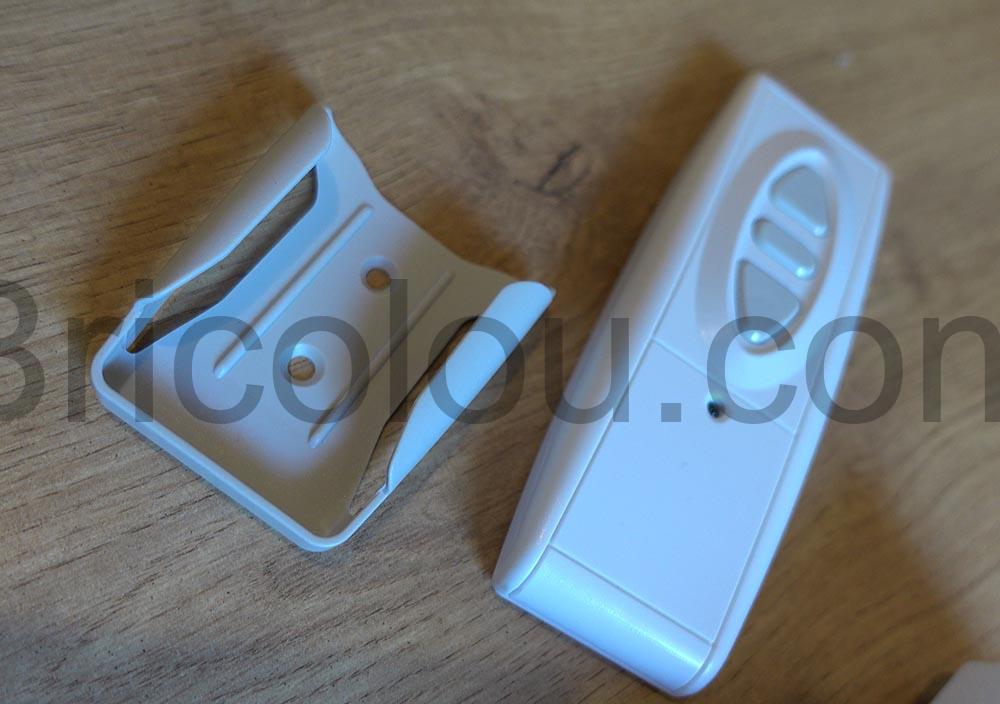 LuxScreen Ecran de Projection motorise 120 pouces double telecommandes silencieux rangement LuxScreen Écran de Projection motorisé 120 pouces double télecommandes silencieux rangement