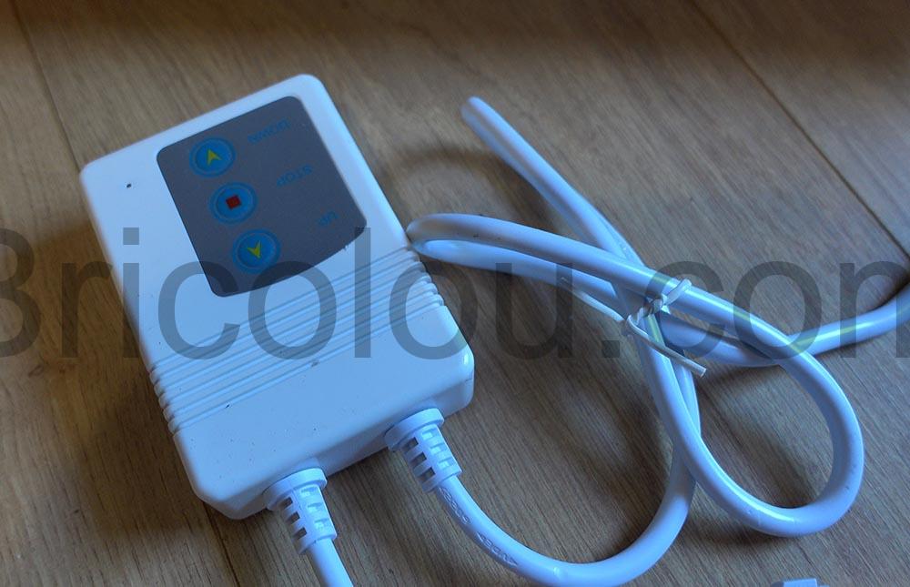 LuxScreen Ecran de Projection motorise 120 pouces double telecommandes silencieux telecomande LuxScreen Écran de Projection motorisé 120 pouces double télecommandes silencieux télécomande