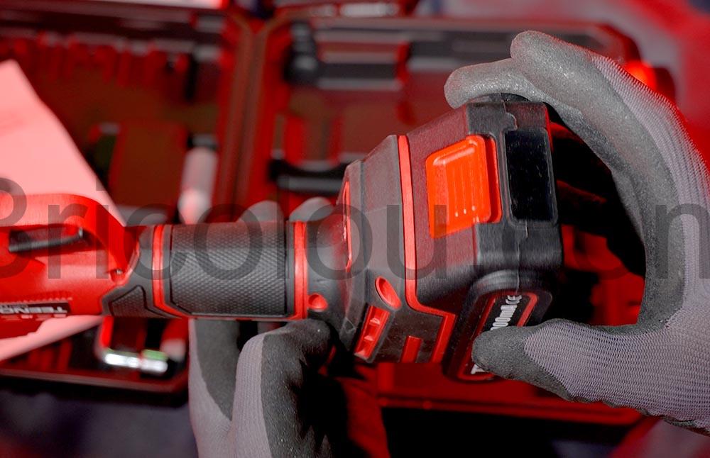 TEENO Secateur Electrique Sans Fil CD601 assemblage TEENO Sécateur Électrique Sans Fil CD601 assemblage