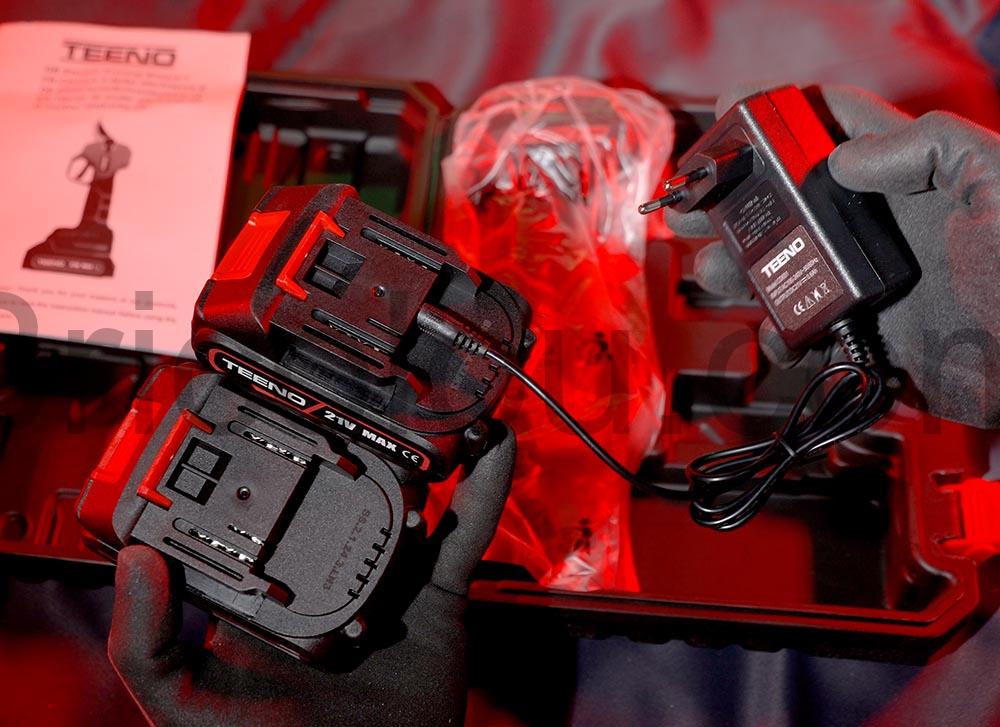 TEENO Secateur Electrique Sans Fil CD601 batterie chargeur TEENO Sécateur Électrique Sans Fil CD601 batterie chargeur