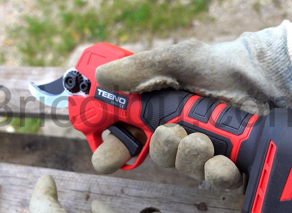 TEENO Secateur Electrique Sans Fil CD601 gant TEENO Sécateur Électrique Sans Fil CD601 gant