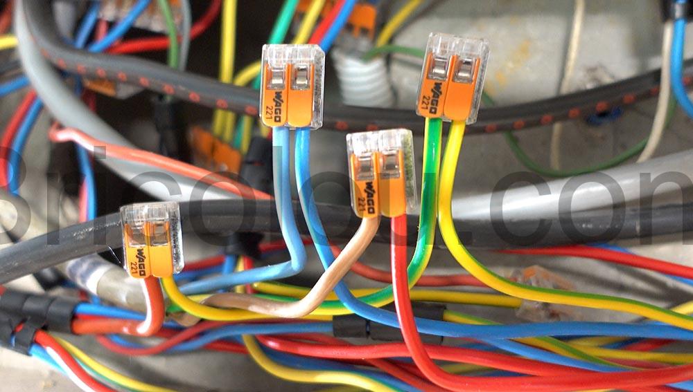 Wago S221 Boite carton 221 412 tableau electrique Wago S221 Boite carton 221-412 tableau électrique