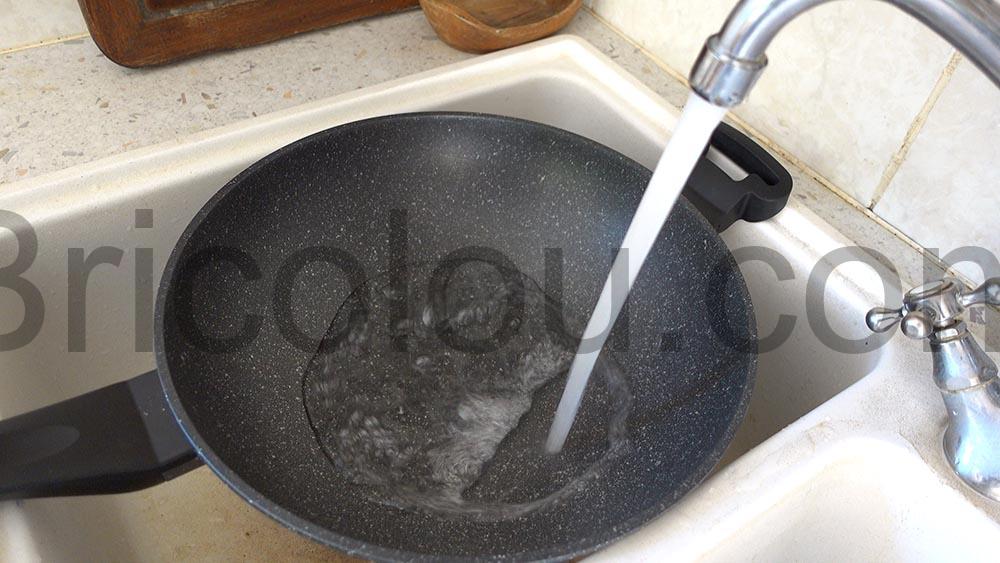 Avis Pradel Excellence 52885M Wok Casserole large antiadhesive evier Avis Pradel Excellence 52885M Wok Casserole large antiadhésive évier