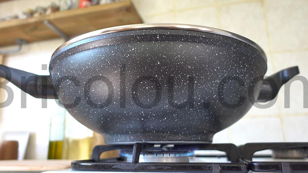 Avis Pradel Excellence 52885M Wok Casserole large antiadhesive forme gaz Avis Pradel Excellence 52885M Wok Casserole large antiadhésive forme gaz