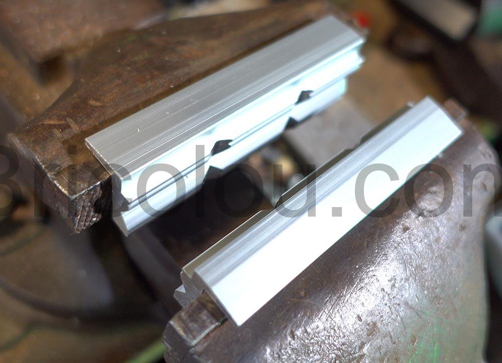 Machoires de protection pour etau GSR Mors Aluminium prisme aimantees pour tubes dessus Mâchoires de protection pour étau GSR Mors Aluminium prisme aimantées pour tubes dessus