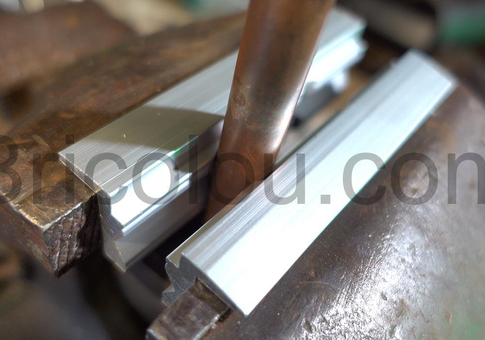 Machoires de protection pour etau GSR Mors Aluminium prisme aimantees pour tubes verticales Mâchoires de protection pour étau GSR Mors Aluminium prisme aimantées pour tubes verticales