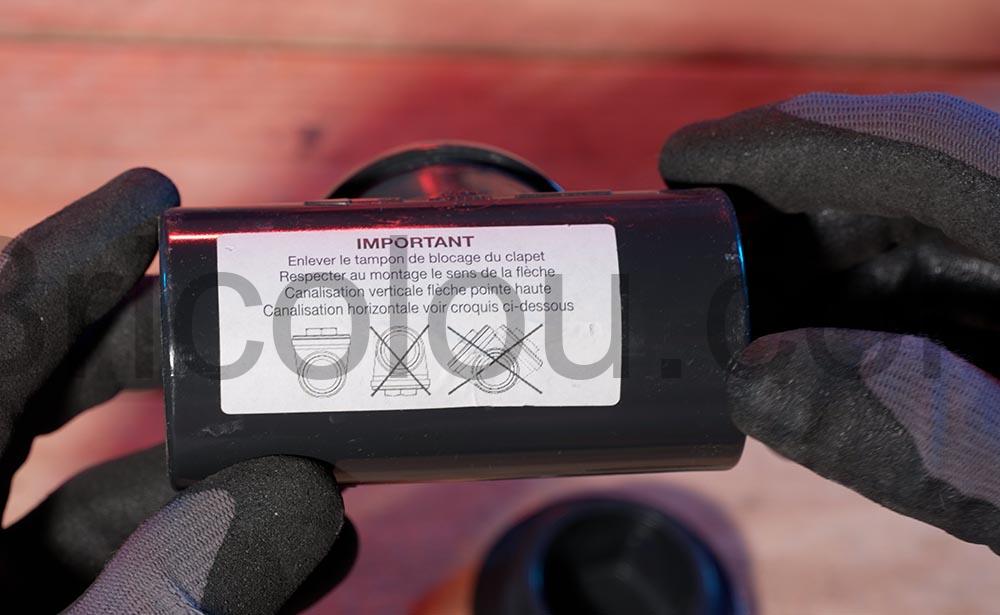 Nicoll clapet anti retour odeur carh position Nicoll clapet anti-retour odeur carh position