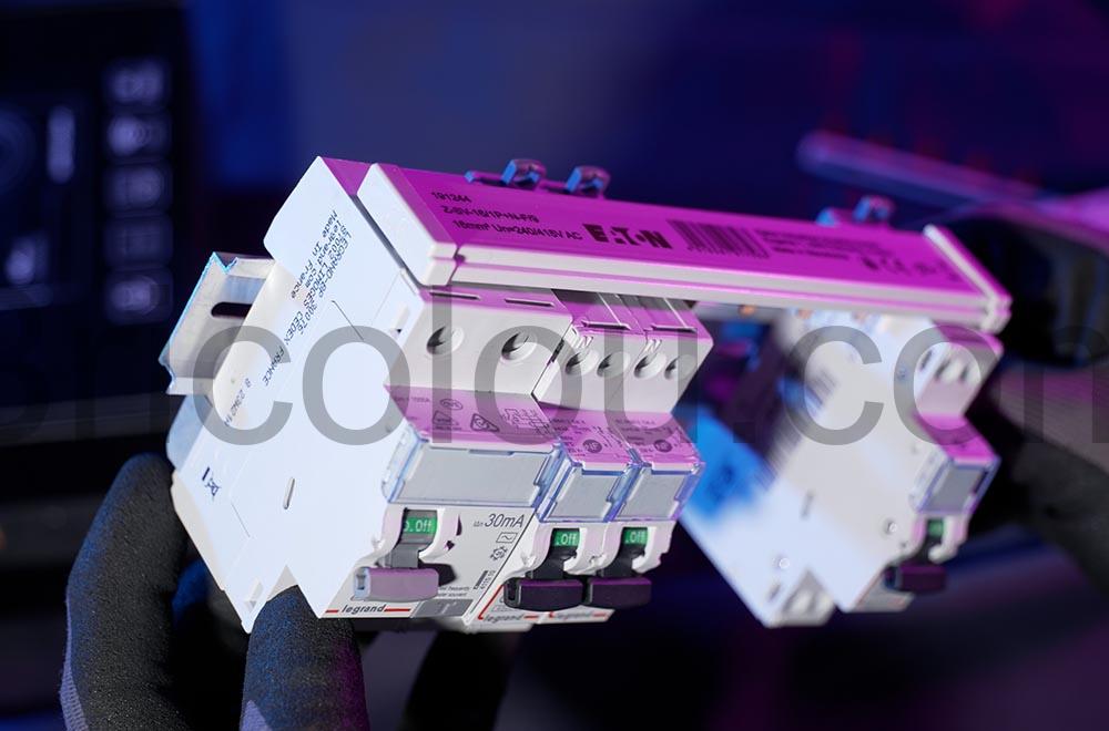 Eaton Barrette pontage disjoncteur horizontale 63A Z SV 161PN F9 Legrand impossible Eaton Barrette pontage disjoncteur horizontale 63A Z-SV-161P+N-F9 Legrand impossible