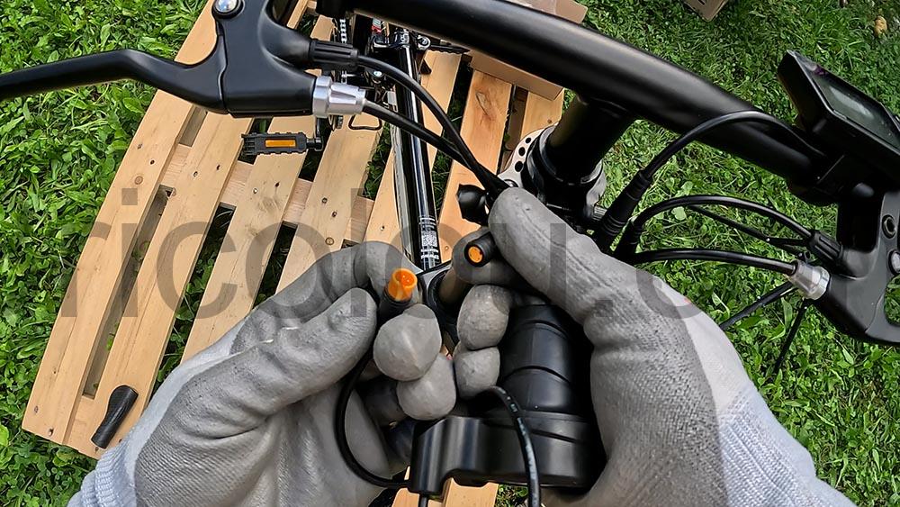 Evercross EK5 Velo Pliant electrique Adulte 16 pouces branchement Evercross EK5 Vélo Pliant électrique Adulte 16 pouces branchement