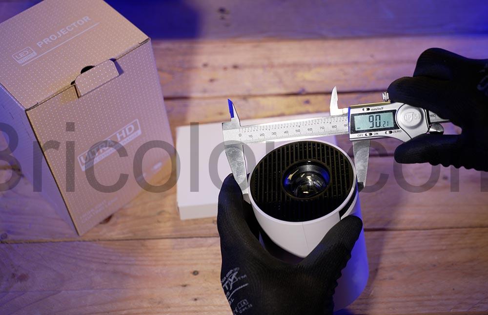 Mini Projecteur Portable 1080P Full HD Android WiFi Bluetooth LULUGTI mur plafond diametre Mini Projecteur Portable 1080P Full HD Android WiFi Bluetooth LULUGTI mur plafond diametre