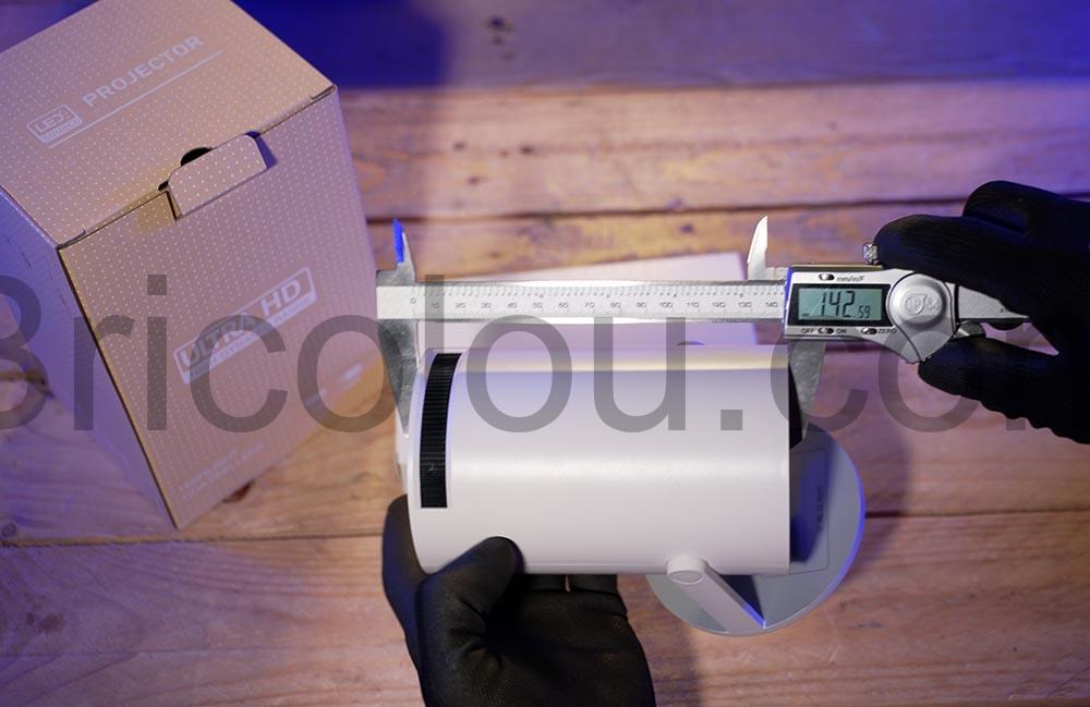 Mini Projecteur Portable 1080P Full HD Android WiFi Bluetooth LULUGTI mur plafond longueur Mini Projecteur Portable 1080P Full HD Android WiFi Bluetooth LULUGTI mur plafond longueur