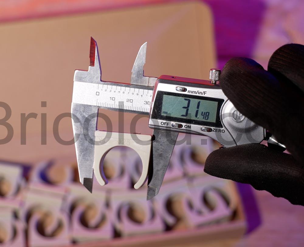 AERZETIX C66828 colliersclips fixation O25 mm tube pvc gaine electrique largeur AERZETIX C66828 colliersclips fixation Ø25 mm tube pvc gaine électrique largeur