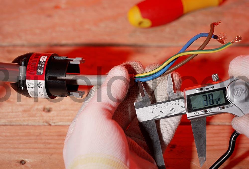 Legrand prise electrique retrait simplifie 16A 050176 mesure Legrand prise electrique retrait simplifié 16A 050176 mesure