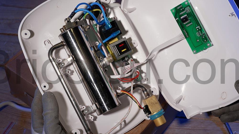 Chauffe eau electrique instantane 3500W interieur Chauffe eau électrique instantané 3500W intérieur