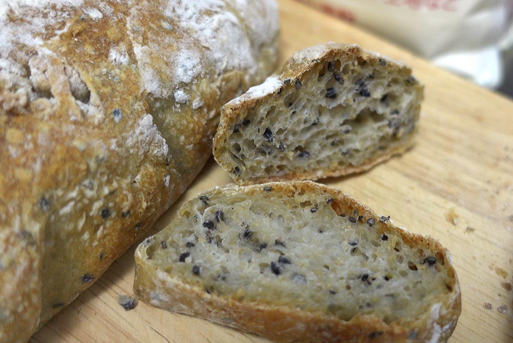 Recette du pain de campagne à l'oeil sesame