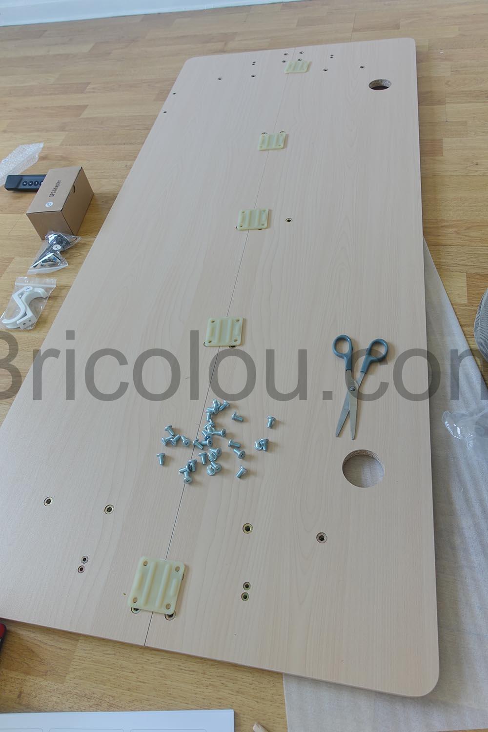 Bureau HOMAVO electrique table motorise hauteur montage Bureau HOMAVO électrique table motorisé hauteur montage