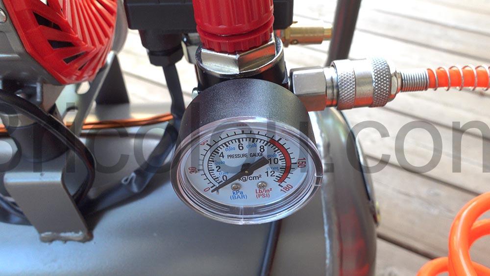 Compresseur air Hychika 880W 24L test gauge Compresseur air Hychika 880W-24L test gauge