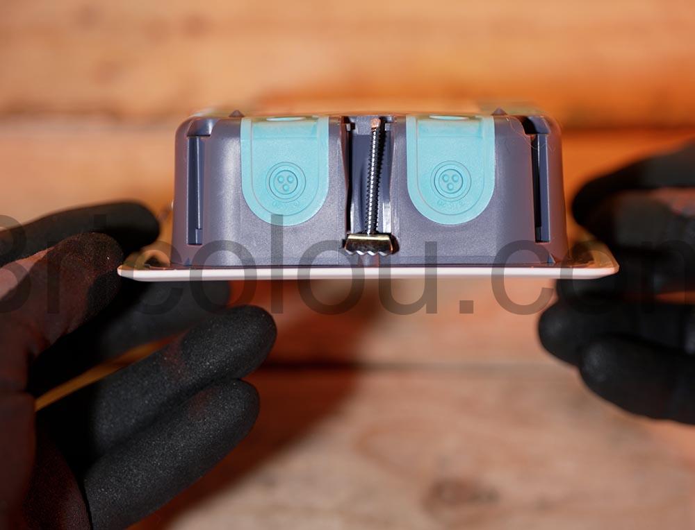 DEBFLEX Boite de derivation etanche Encastree Stop Air 170 x 110 x 40 cote DEBFLEX Boite de derivation etanche Encastree Stop Air 170 x 110 x 40 coté