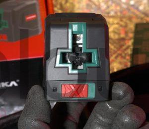 HYCHIKA Niveau Laser croix Vert Autonivelant PT0204B devant