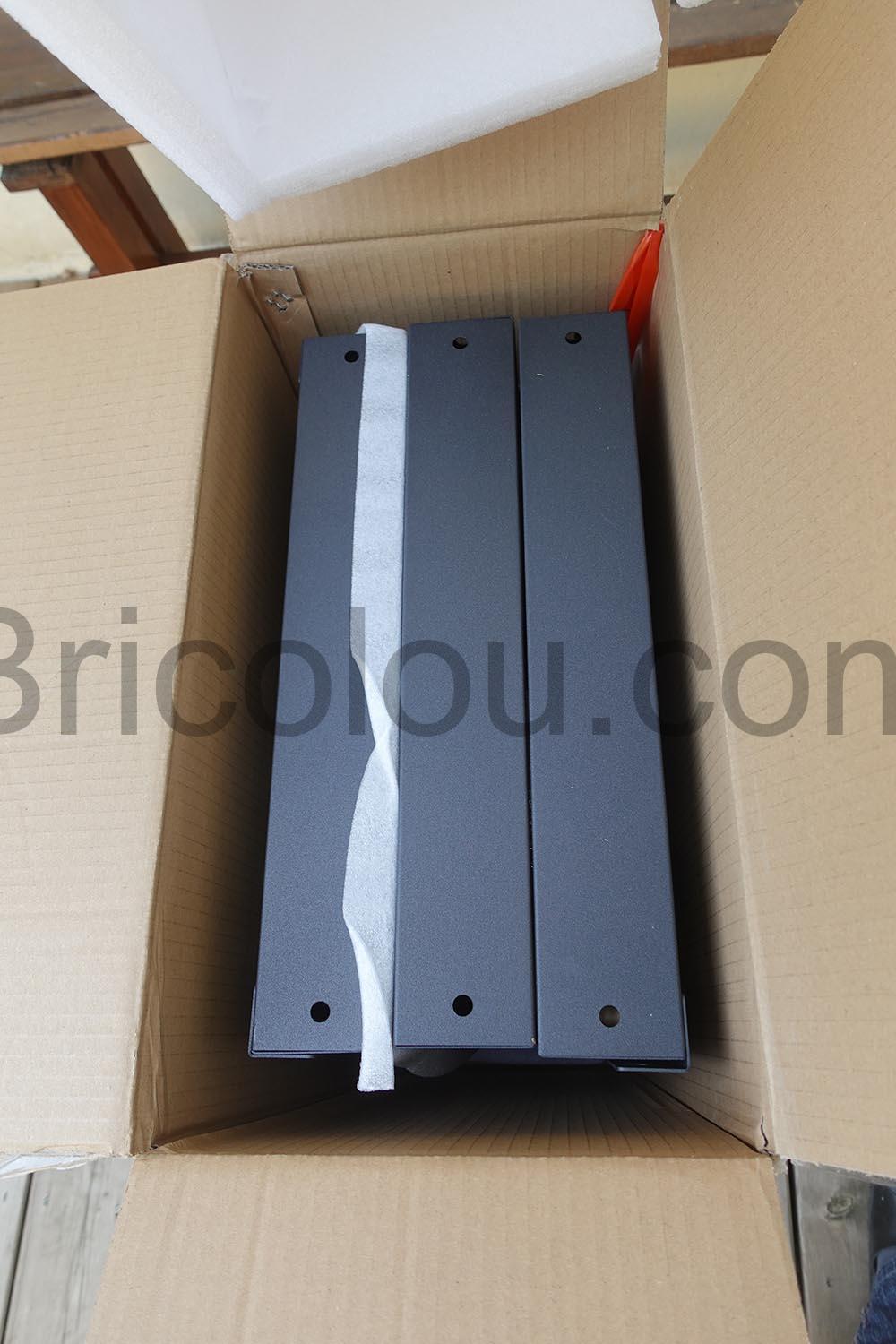 GYMAX Chariot dAtelier 3 Niveaux en Metal Charge 120Kg contenu GYMAX Chariot d'Atelier 3 Niveaux en Métal Charge 120Kg contenu