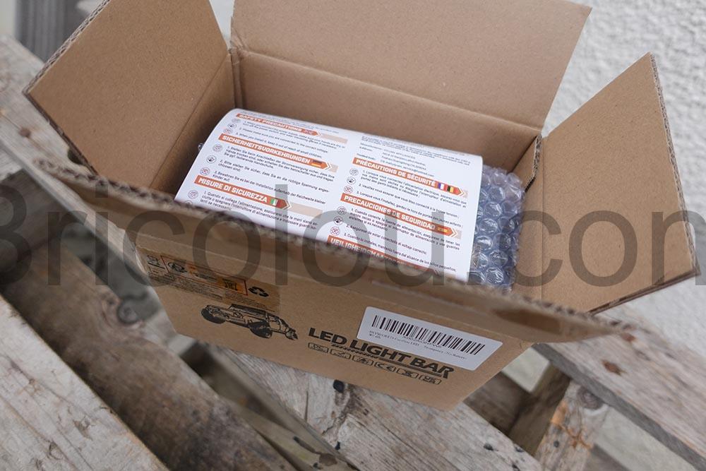 Lampe de travail phare LED sans fil pour Bosch 18V 42W sortie USB SKYWORLD boite Lampe de travail phare LED sans fil pour Bosch 18V 42W sortie USB SKYWORLD boite