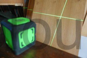 Niveau Laser vert Autonivelant Croisé avec Trépied Autonivelant Croisé Rechargeable Lytool bois
