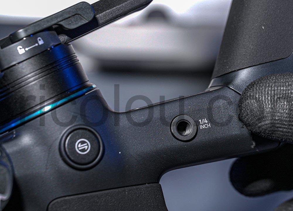 SCORP Mini 3 Pro Stabilisateur Gimbal camera et smartphone FeiyuTech.filetage SCORP Mini-3-Pro Stabilisateur Gimbal caméra et smartphone FeiyuTech.filetage