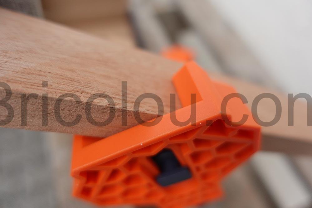 Serre joint pour angle 26 mm 25 kg Presch depasse Serre joint pour angle 26 mm 25 kg Presch dépasse