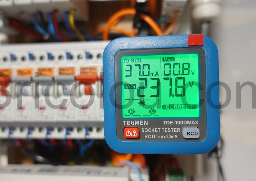 Testeur de prise electrique TOE 100DMAX TESMEN correct Testeur de prise électrique TOE-100DMAX TESMEN correct