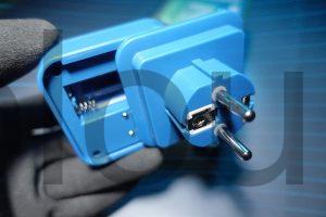 Testeur de prise électrique TOE-100DMAX TESMEN ouverture
