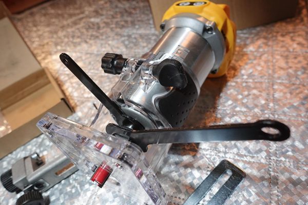 Défonceuse sans fil comp Dewalt serrrage
