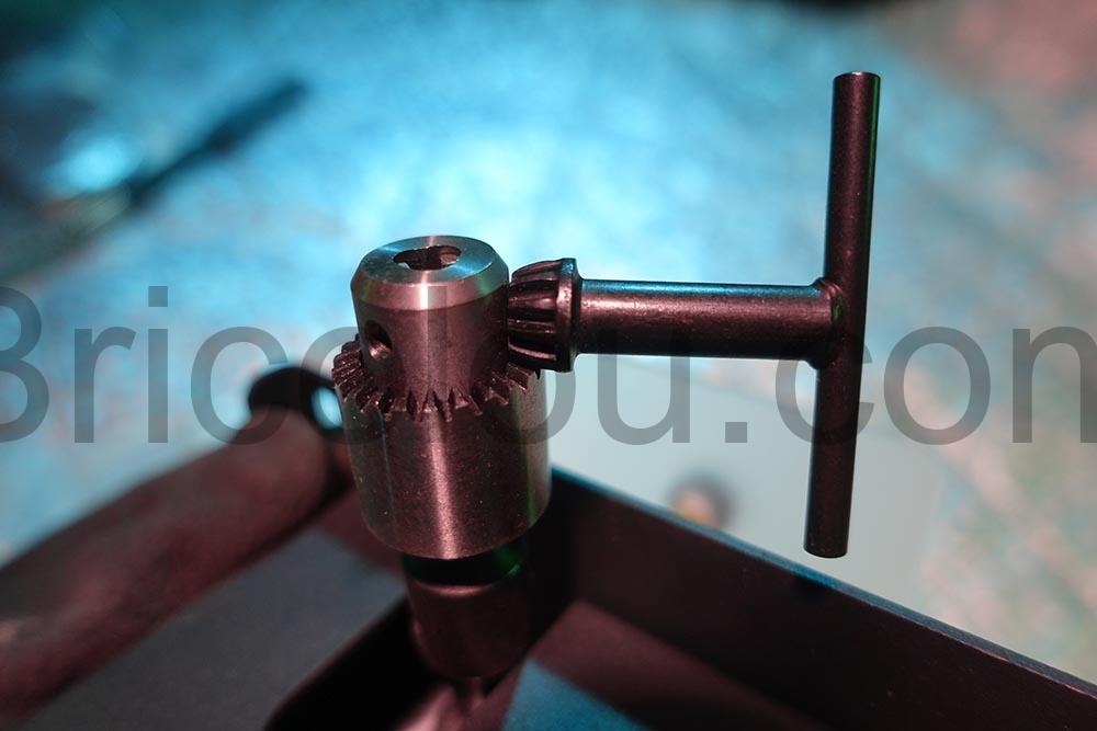 Mini scie circulaire perceuse ponceuse de precision sur table Yapasopu mandrin Mini scie circulaire perceuse ponceuse de précision sur table Yapasopu mandrin