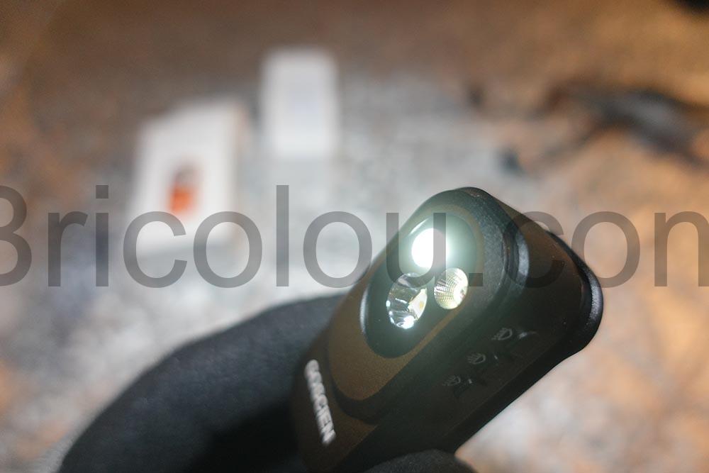 Micro Lampe de poche rechargeable a clip 500 lumens GOSCIEN flood Micro Lampe de poche rechargeable à clip 500 lumens GOSCIEN flood