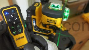 Decouverte Laser 3X360 Motorise Telecommande DEWALT DCLE34035B XJ remote Découverte Laser 3X360 Motorisé Télécommandé DEWALT DCLE34035B-XJ remote